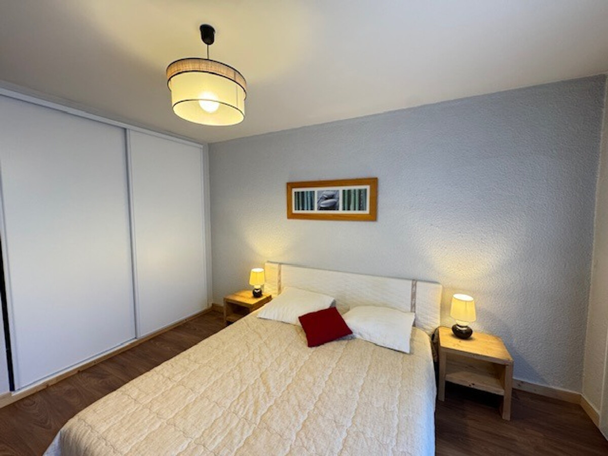 Appartement 6 pers. à Villeneuve, balcon et parking - Photo 8