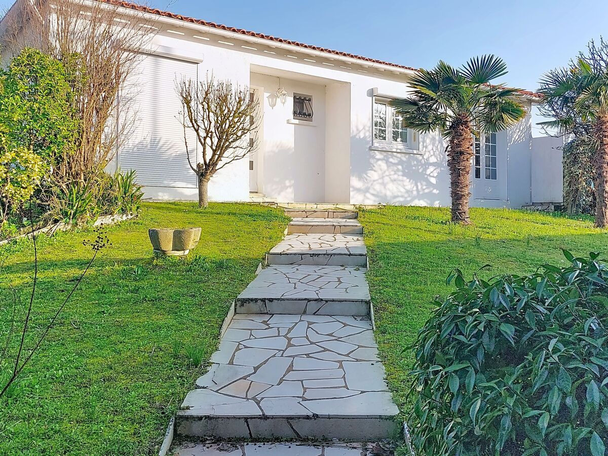 Maison L'Allée – 100 m² avec jardin à Saint-Pierre-d'Oléron - Photo 1