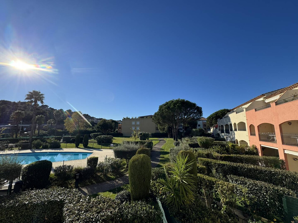 Appartement 3 pièces climatisé avec piscine à Cavalaire - Photo 2