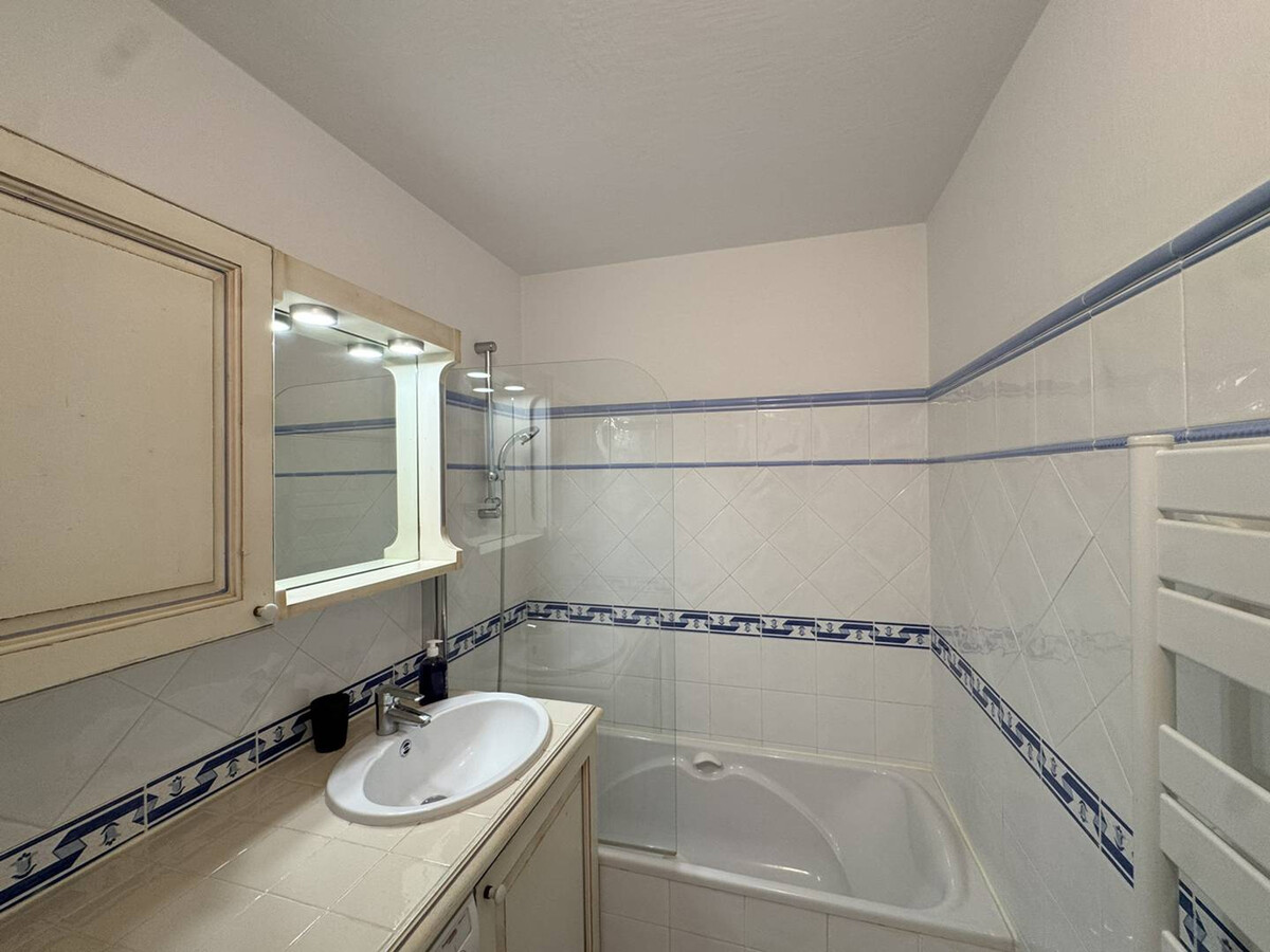 Appartement 3 pièces climatisé avec piscine à Cavalaire - Photo 16