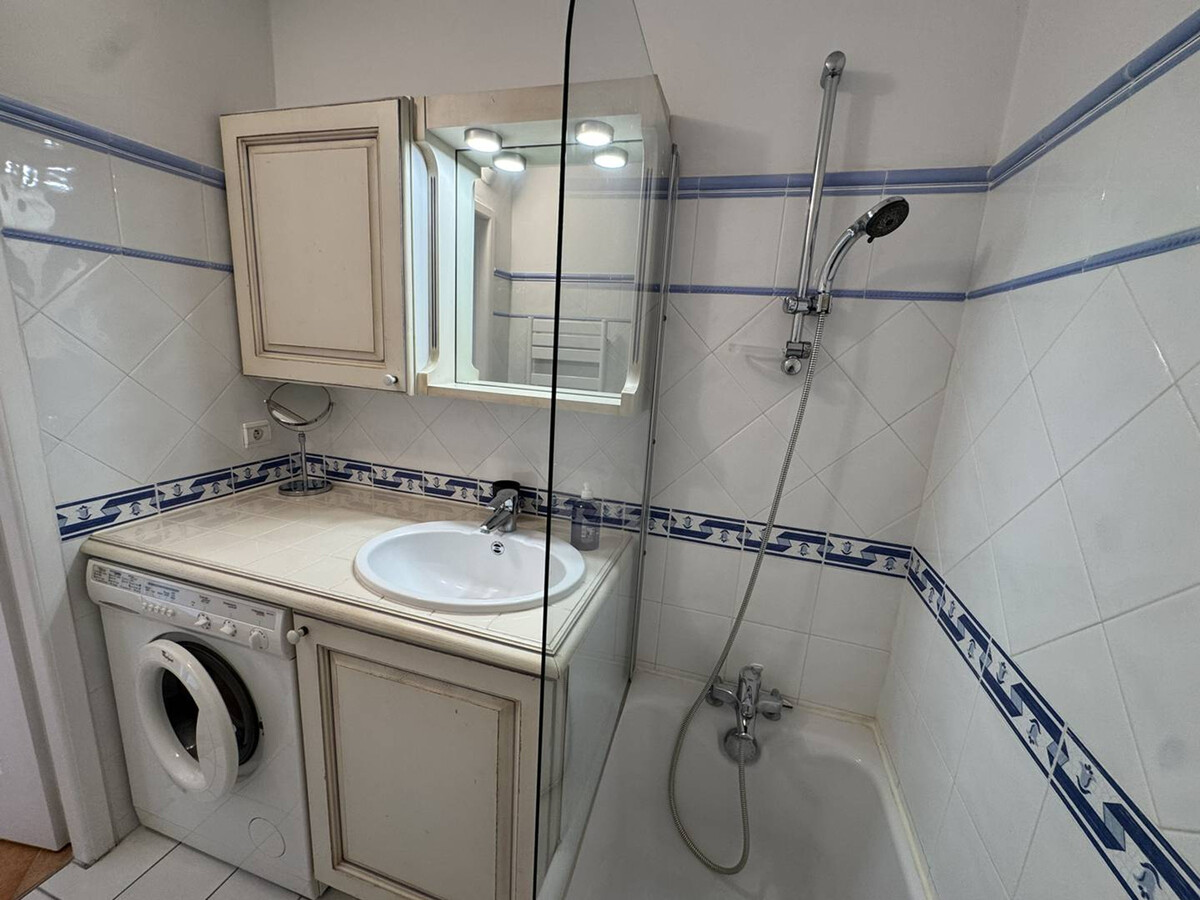 Appartement 3 pièces climatisé avec piscine à Cavalaire - Photo 17