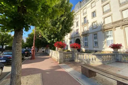 Maison avec rooftop terrace au cœur de Vittel : photo 17