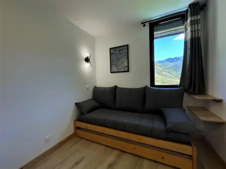 Les Menuires : 2 pièces 4 pers. au pied des pistes, parking inclus : photo 3