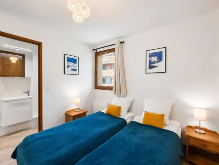 Triplex 6 pièces 10 pers. aux Menuires, pistes à 100 m et vue La Masse : photo 8