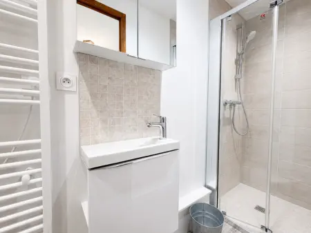 Triplex 6 pièces 10 pers. aux Menuires, pistes à 100 m et vue La Masse : photo 9