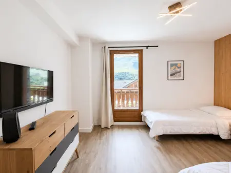 Triplex 6 pièces 10 pers. aux Menuires, pistes à 100 m et vue La Masse : photo 12
