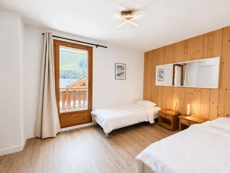 Triplex 6 pièces 10 pers. aux Menuires, pistes à 100 m et vue La Masse : photo 13