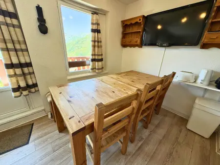 Duplex rénové 6 pers. aux Menuires, balcon sud-ouest et vue Masse : photo 4