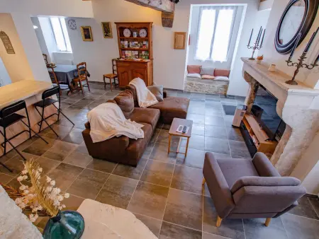Gîte de Charme aux Riceys - Capacité 7 Pers., Draps Inclus - Photo 7
