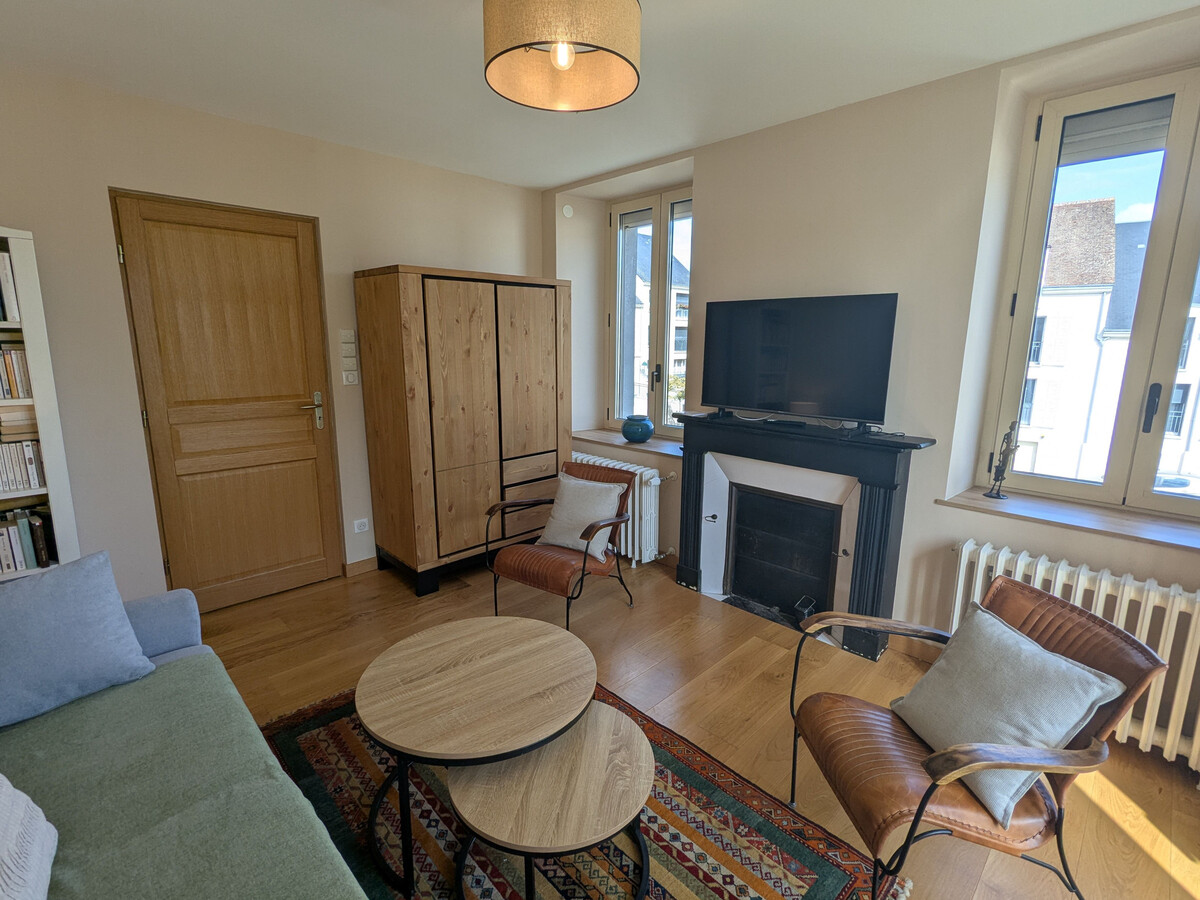 Appartement vue canal au cœur de Montargis - Photo 7