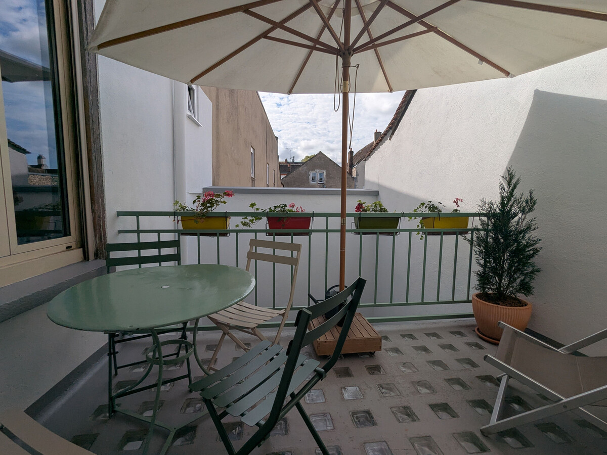 Appartement vue canal au cœur de Montargis - Photo 13