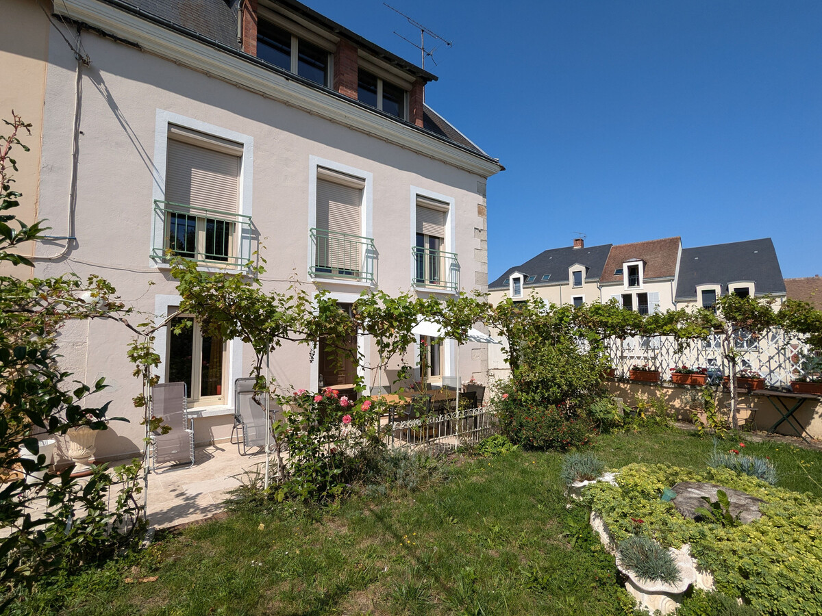 Appartement vue canal au cœur de Montargis - Photo 25