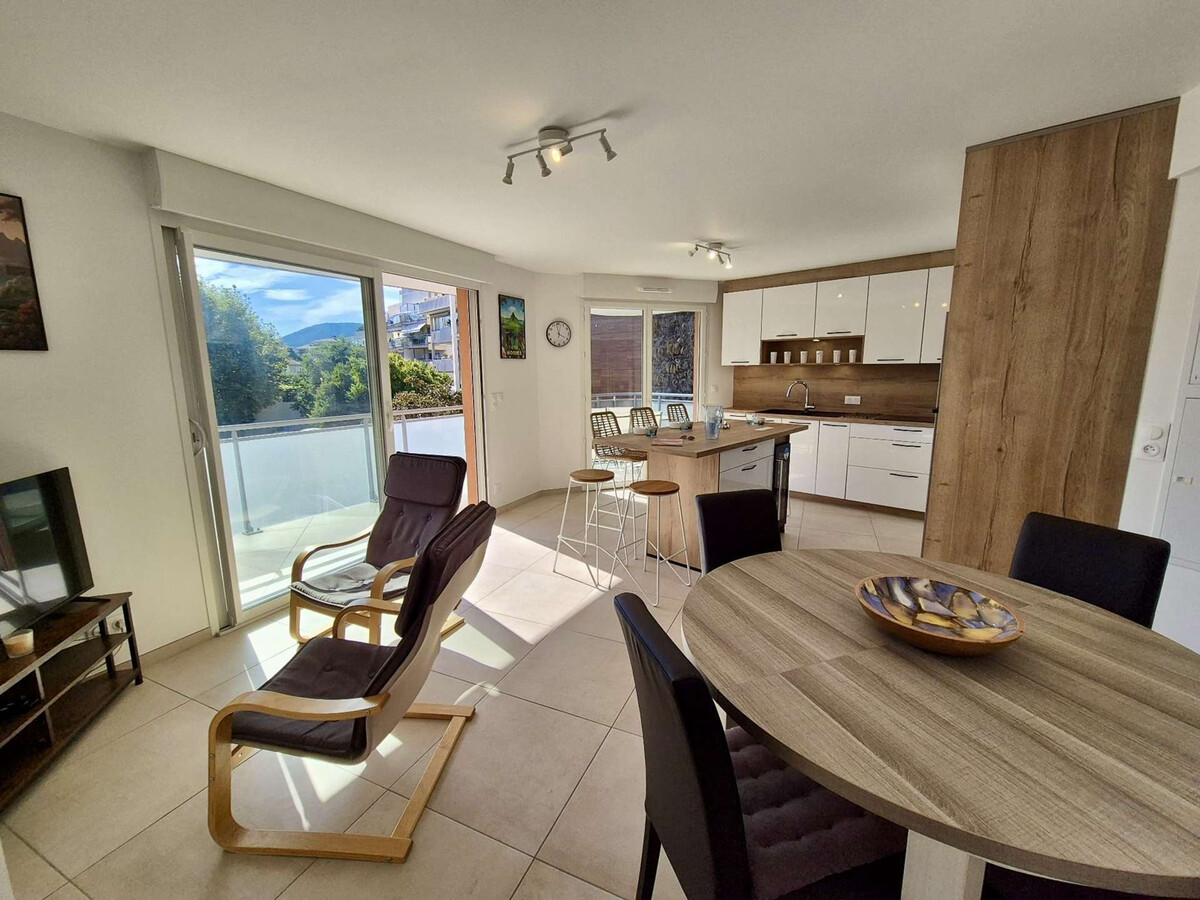 Appartement 3 chambres, terrasse 38 m², centre-ville Cavalaire - Photo 3