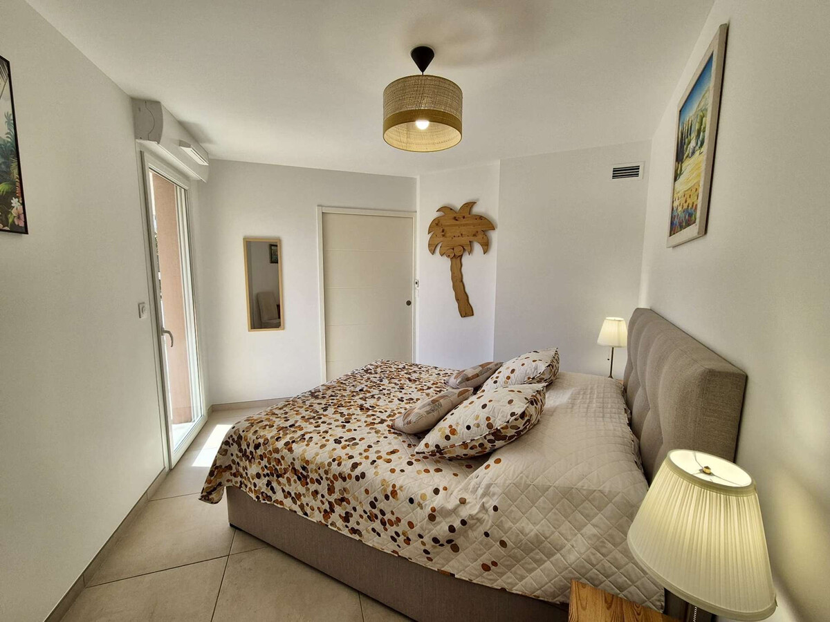 Appartement 3 chambres, terrasse 38 m², centre-ville Cavalaire - Photo 8