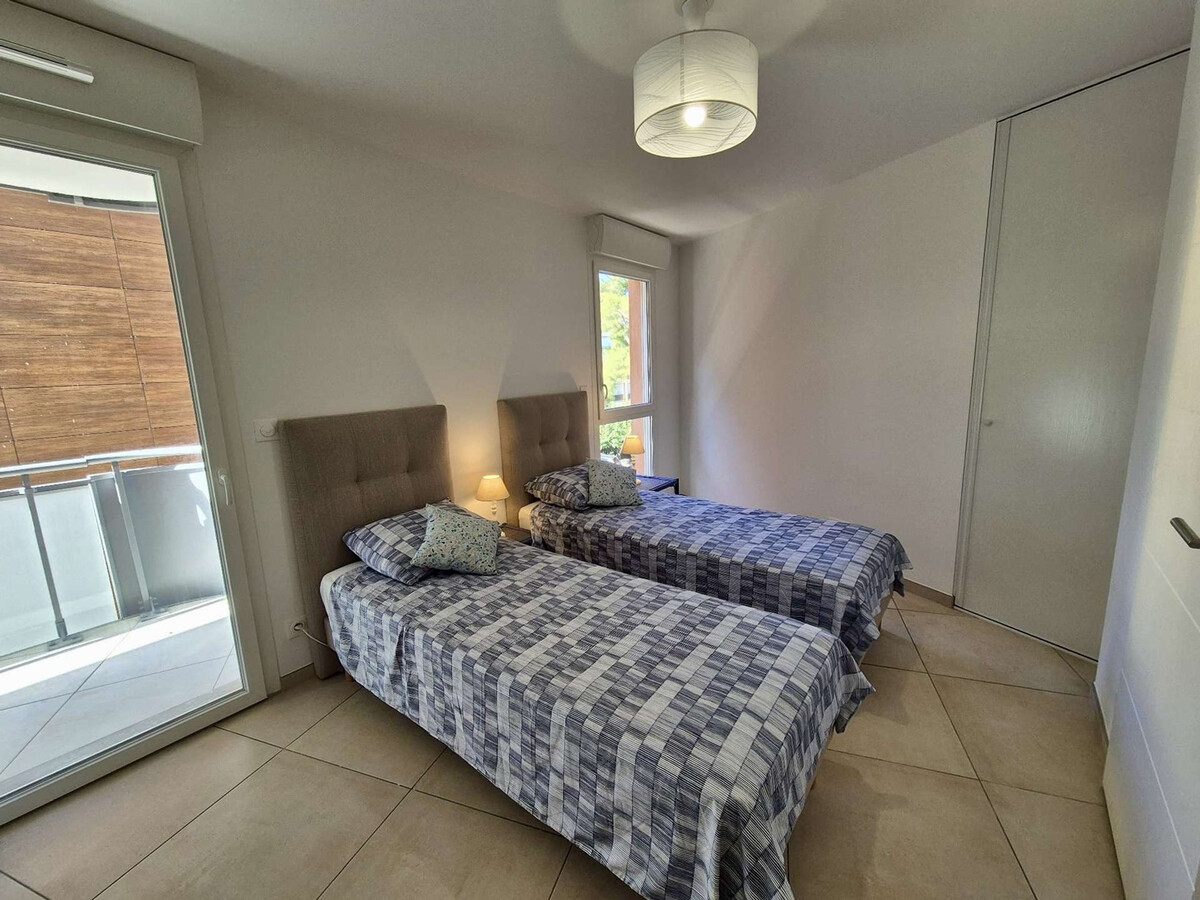 Appartement 3 chambres, terrasse 38 m², centre-ville Cavalaire - Photo 14