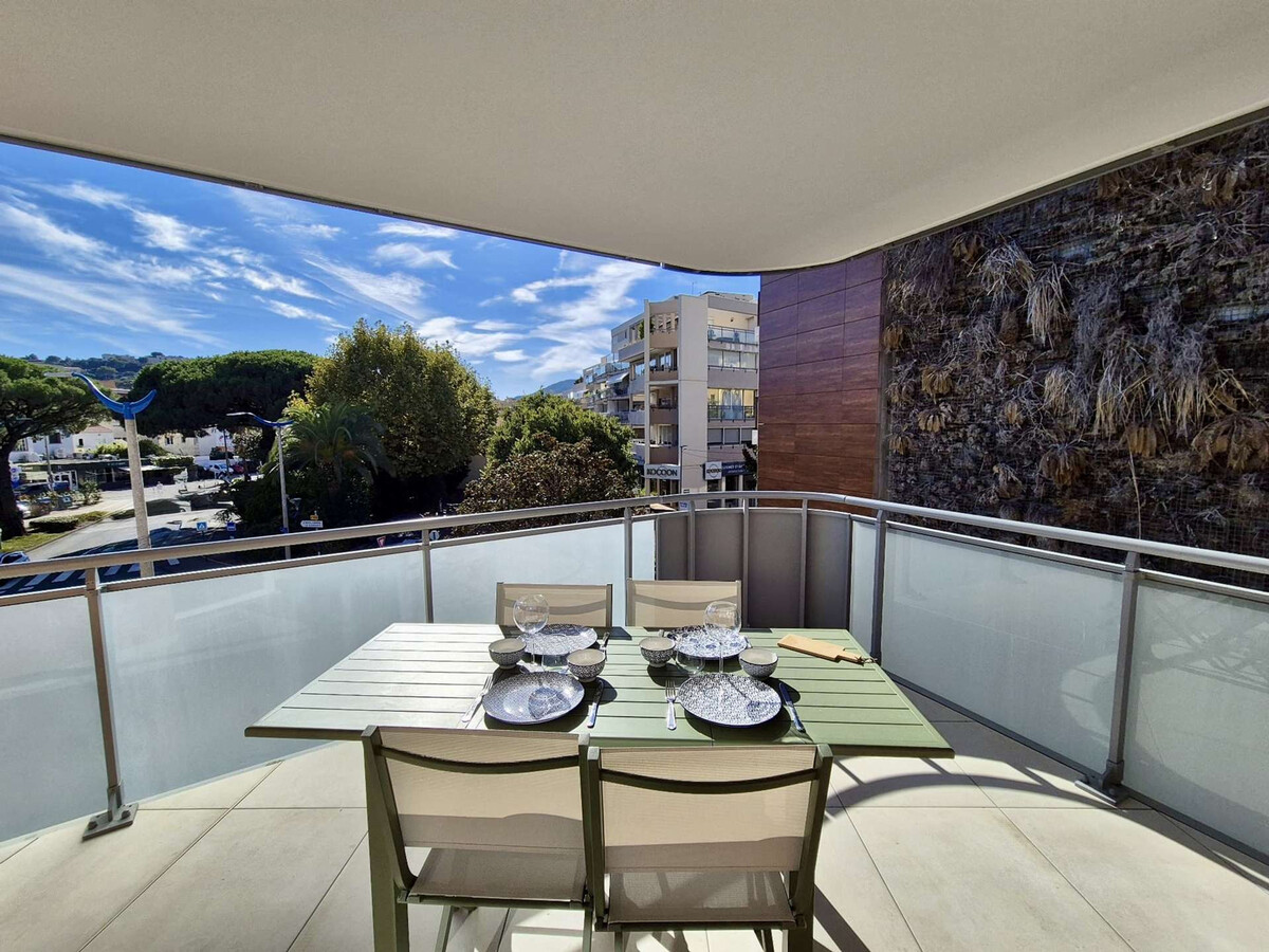 Appartement 3 chambres, terrasse 38 m², centre-ville Cavalaire - Photo 21