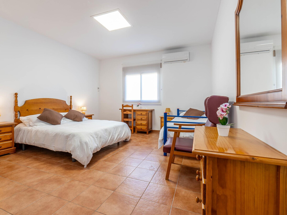 Villa 3 chambres à Armilla, deux étages sans vis-à-vis - Photo 21