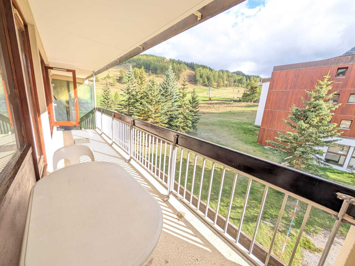 Appartement 2 pièces sud, balcon, accès direct pistes - Photo 3