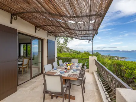 Villa Odyssée Les Issambres, piscine et vue mer : photo 16
