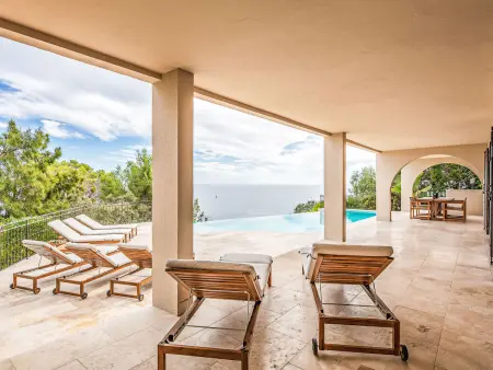 Villa Odyssée Les Issambres, piscine et vue mer : photo 40