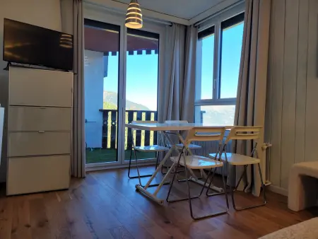 Location appartement à Pra Loup, Studio 4 pers rénové, vue vallée, proche pistes