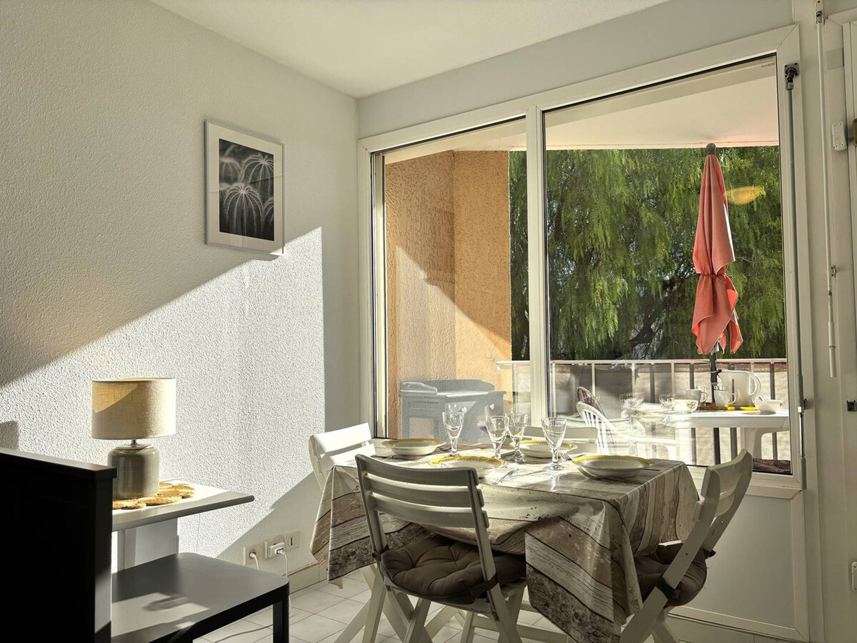 Studio cabine 4 pers. La Londe-les-Maures, balcon & parking - Photo 5