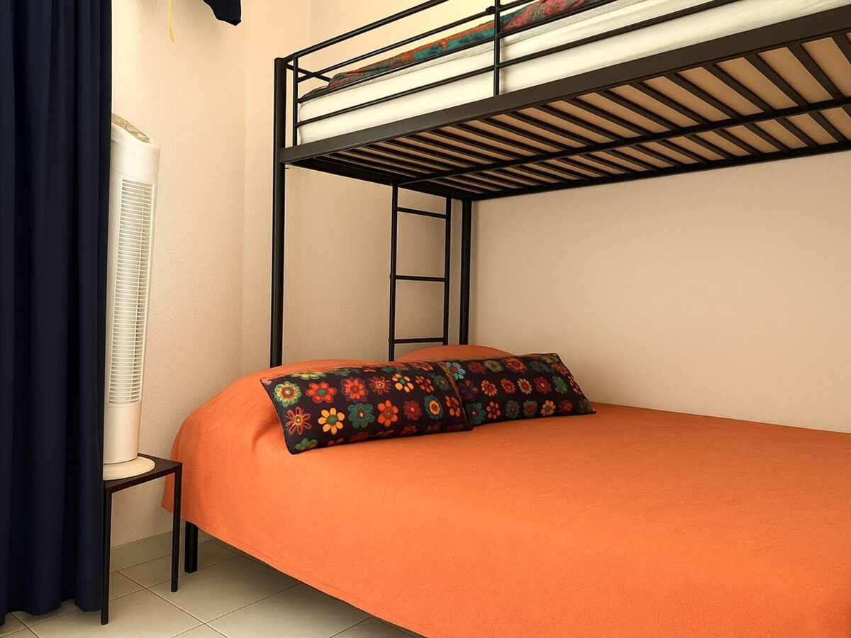 Studio cabine 4 pers. La Londe-les-Maures, balcon & parking - Photo 13