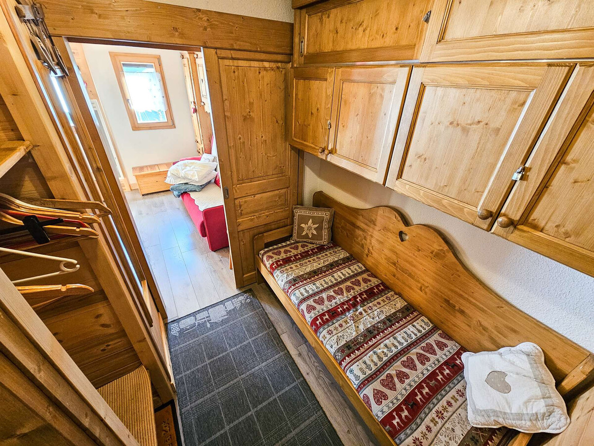 Grand studio lumineux avec WiFi, parking gratuit, proche des pistes - Photo 5