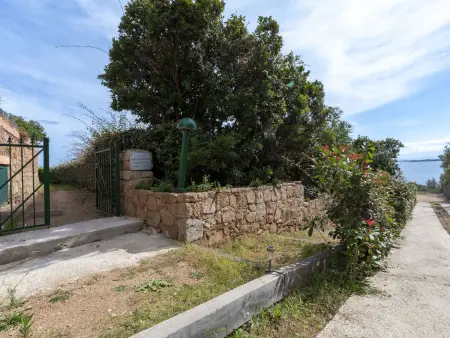 Villa 17 à Bonifacio : maison 60 m² face à la mer : photo 18