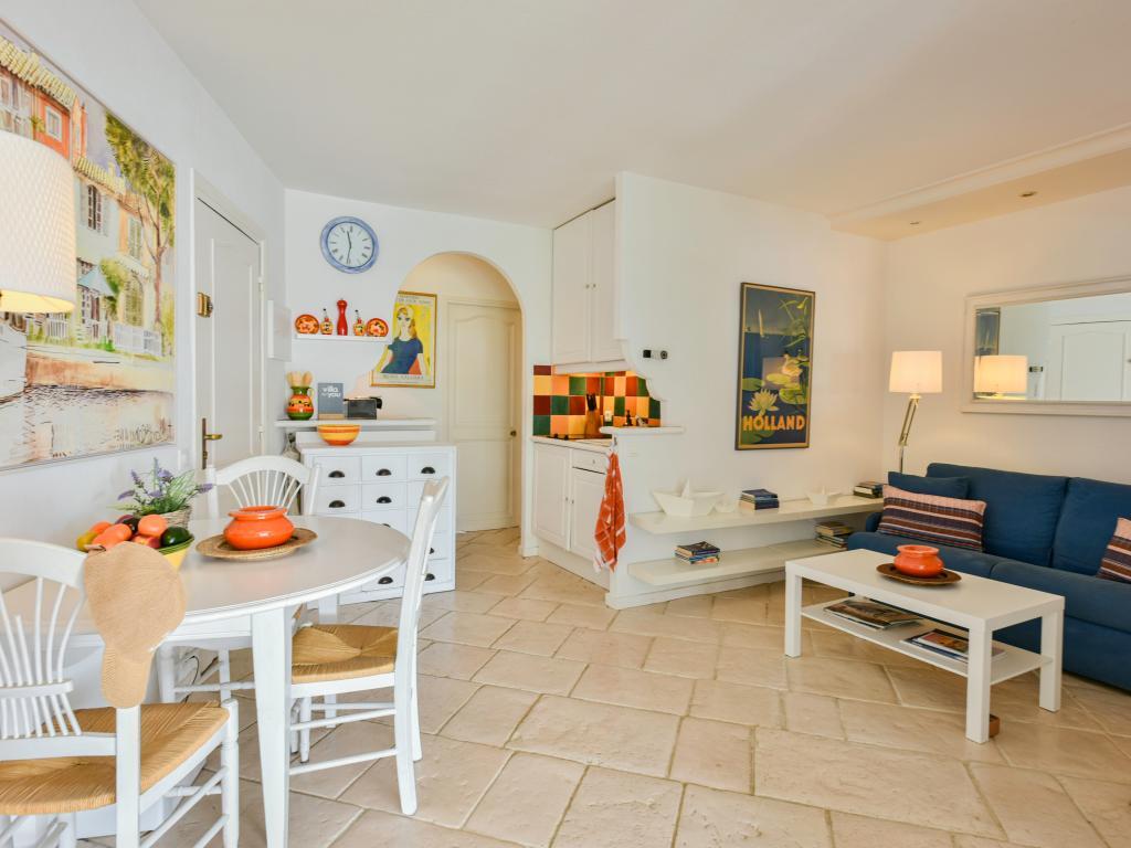 Arlore : Maison de pêcheur au bord de l'eau à Port Grimaud - Photo 4