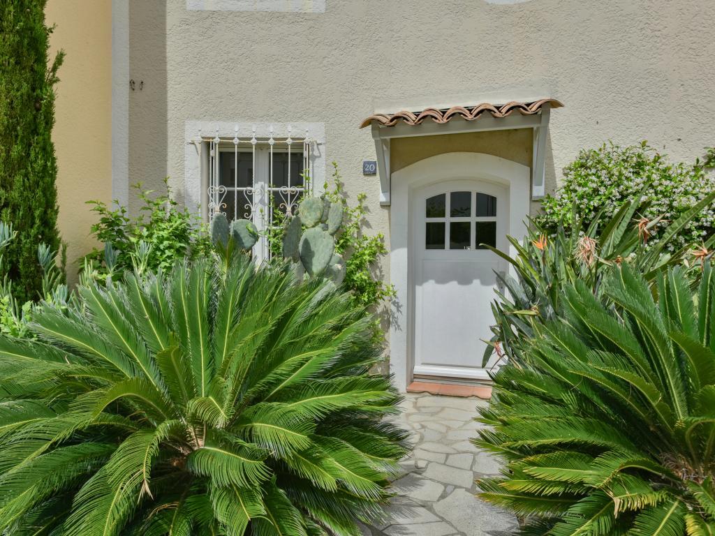 Arlore : Maison de pêcheur au bord de l'eau à Port Grimaud - Photo 25