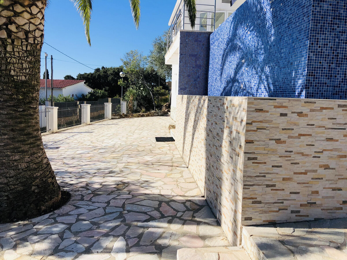 Villa 5 chambres Roses avec piscine débordement et vue mer - Photo 6