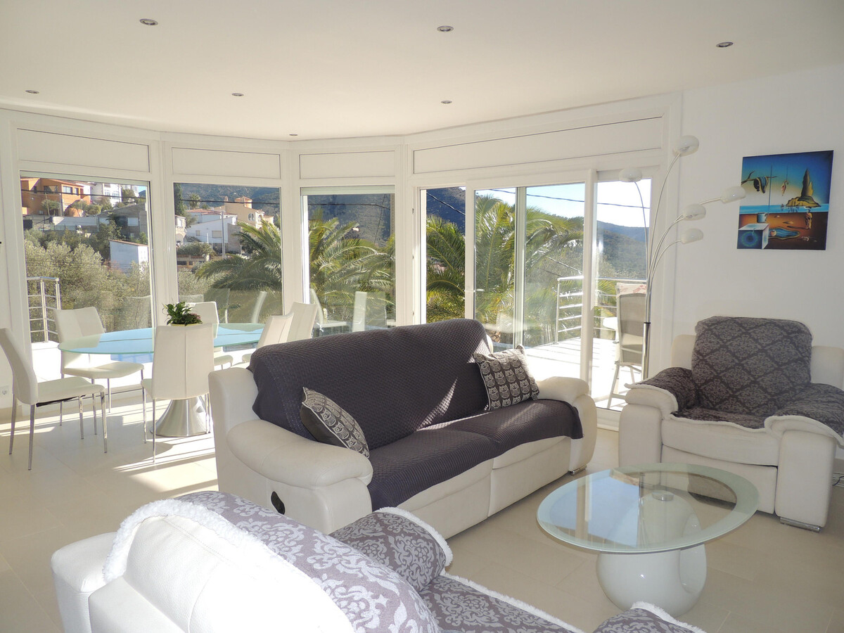 Villa 5 chambres Roses avec piscine débordement et vue mer - Photo 10