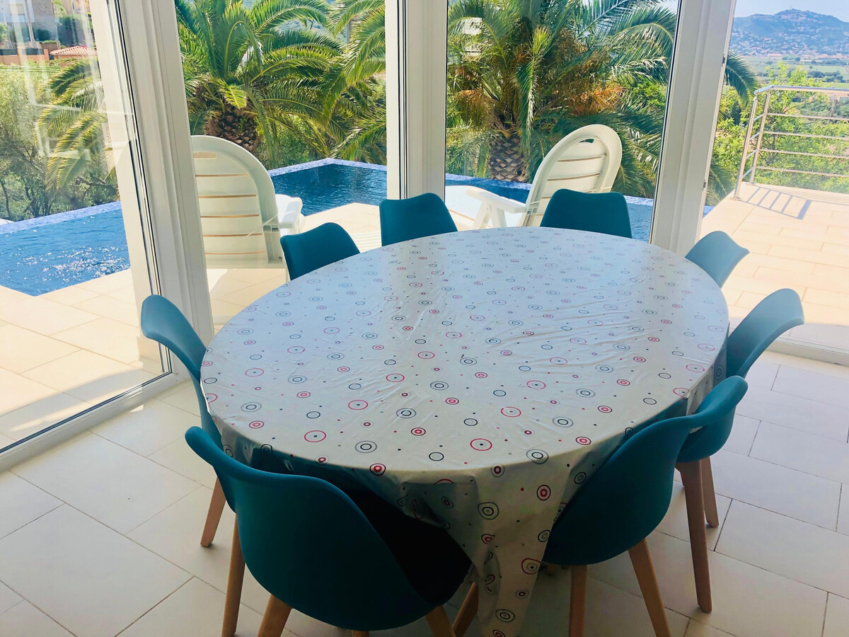 Villa 5 chambres Roses avec piscine débordement et vue mer - Photo 14