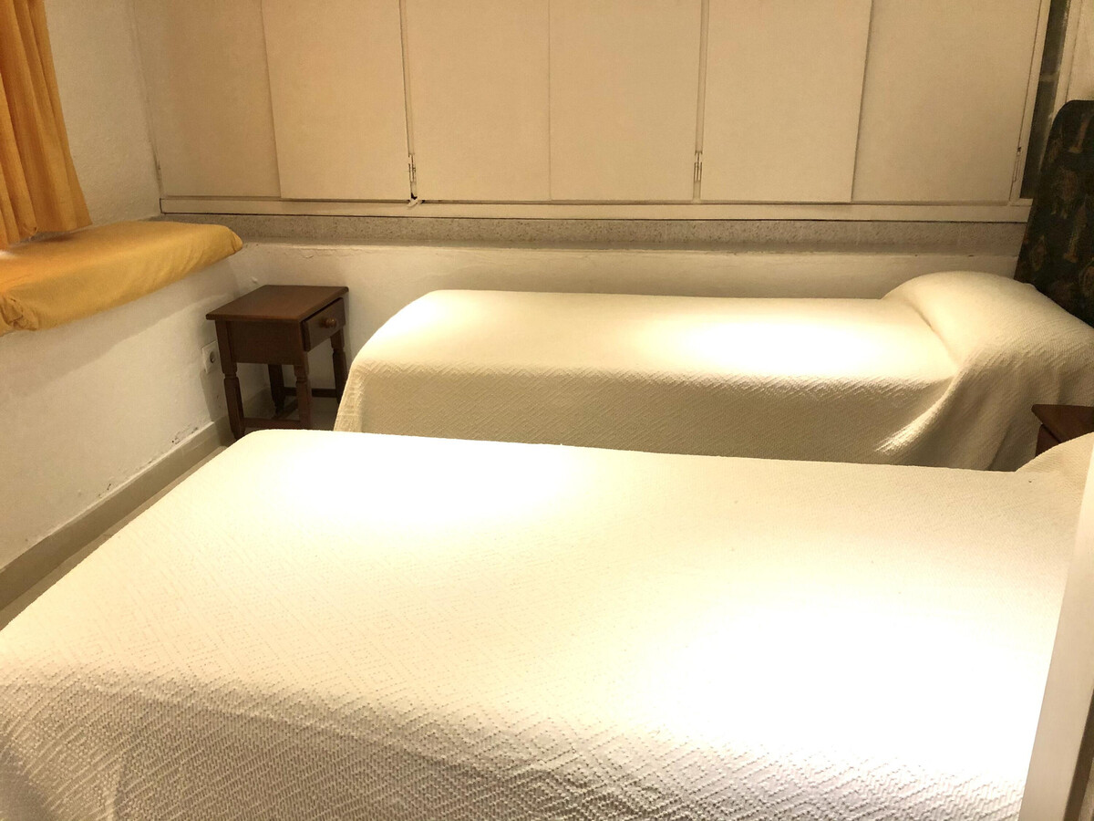 Villa 5 chambres Roses avec piscine débordement et vue mer - Photo 19