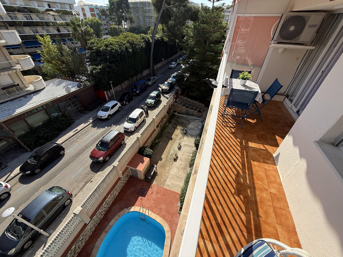 Appartement Van Gogh - 2 chambres, piscine, WiFi à Salou - Photo 2