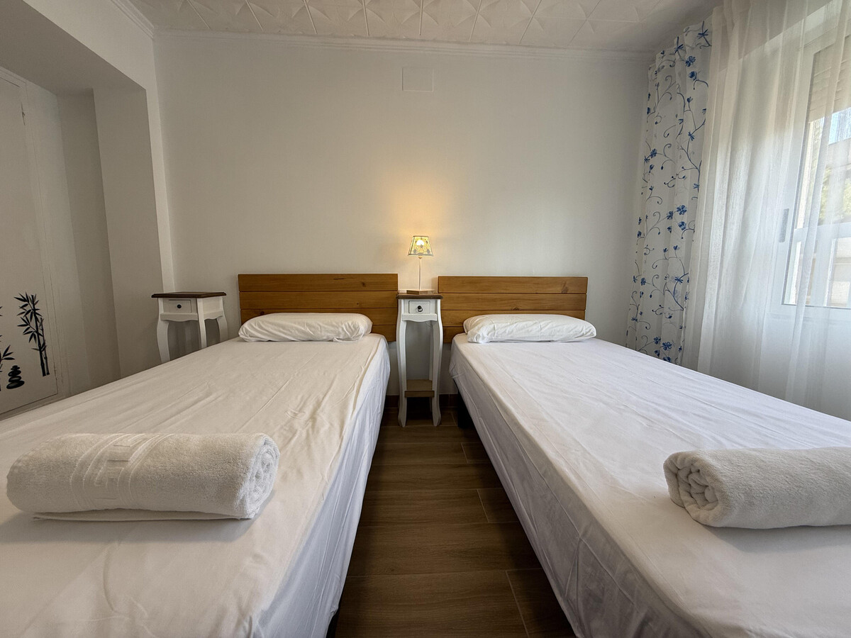 Appartement Van Gogh - 2 chambres, piscine, WiFi à Salou - Photo 17