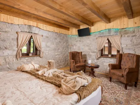 Villa Relax Lika à Gračac – Piscine chauffée 8 pers. : photo 25