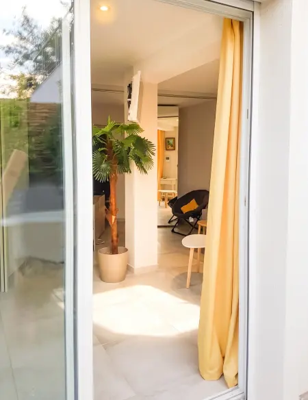 Studio avec terrasse à Six-Fours-les-Plages, proche plage et climatisé : photo 11