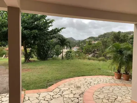 Appartement avec jardin et terrasse privés à Rivière-Pilote : photo 15