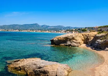 Studio 55 m² avec terrasse privée à Six-Fours-les-Plages : photo 5