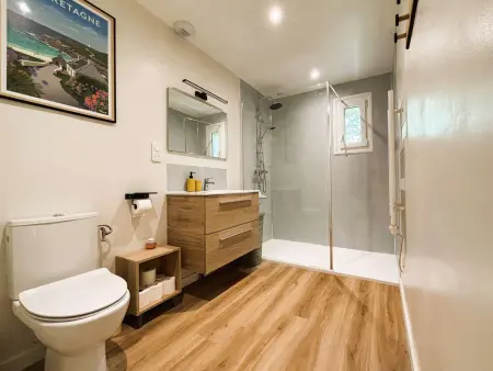 Maison 6 personnes à 400m de la plage de Kerleven : photo 10