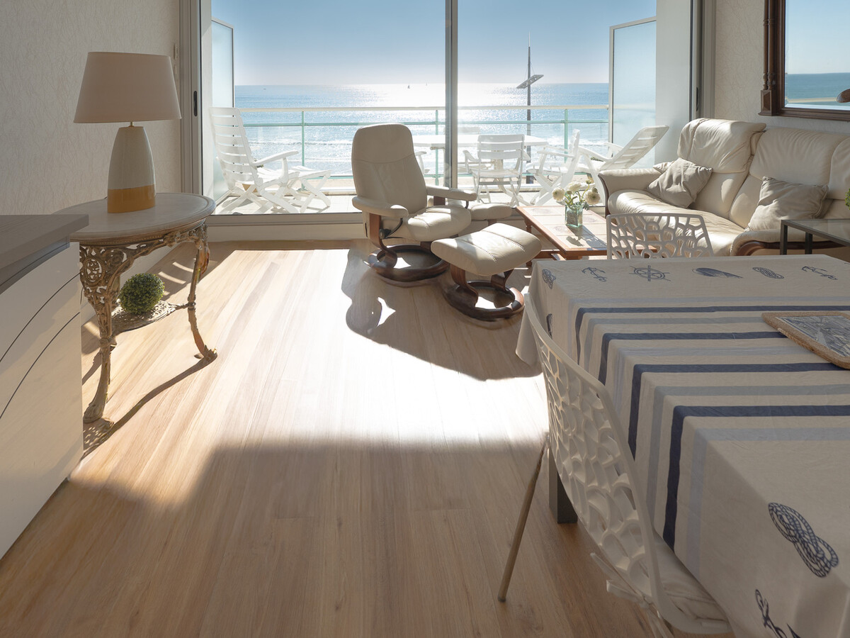 Studio 4 pers face plage avec balcon aux Sables-d'Olonne - Photo 8