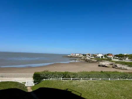 Location appartement à Royan, Appartement moderne à Royan avec vue sur locéan