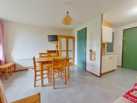Studio lumineux avec loggia aux Rousses, Appartement 4 personnes à Les Rousses - Photo 6