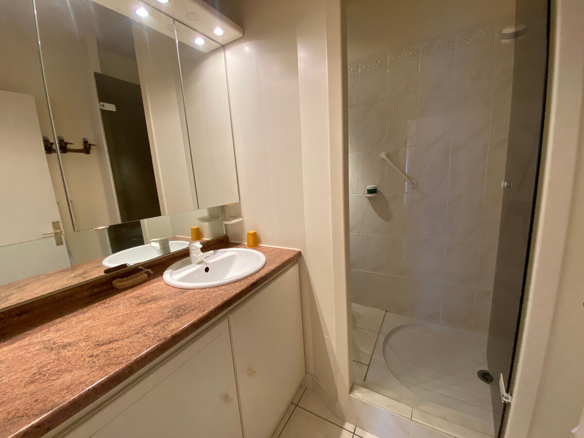 Appartement T3 vue mer à Arcachon, parking sécurisé - Photo 4