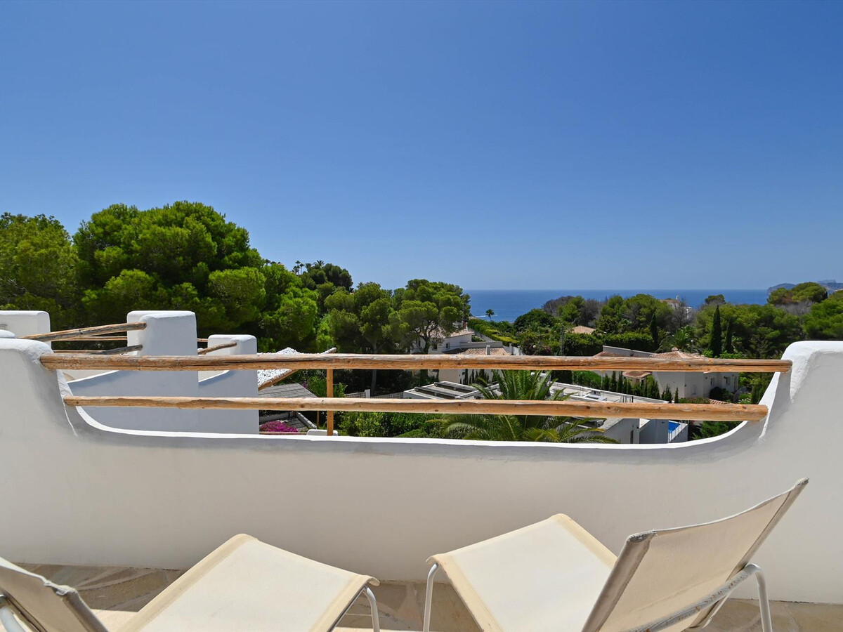 Villa 3 niveaux, piscine au sel 12m, 3 terrasses à Xàbia - Photo 16