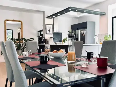 Maison familiale 185 m² avec jardin clôturé à Aubais : photo 4