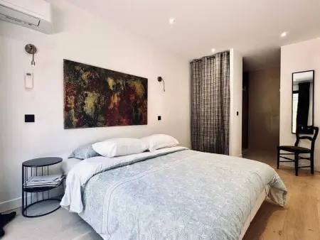 Maison familiale 185 m² avec jardin clôturé à Aubais : photo 6