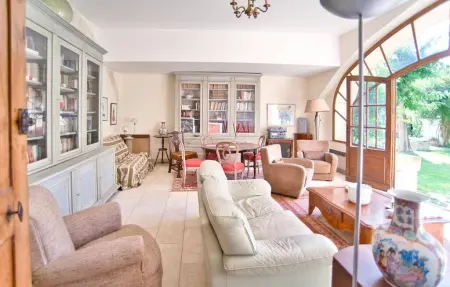 Maison XVIIe siècle avec piscine à Nages et Solorgues : photo 3